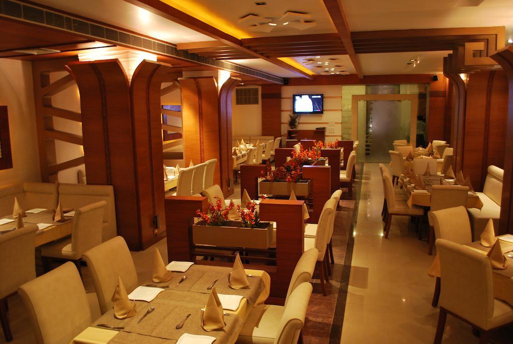 Hotel Millennium Guwahati Zewnętrze zdjęcie
