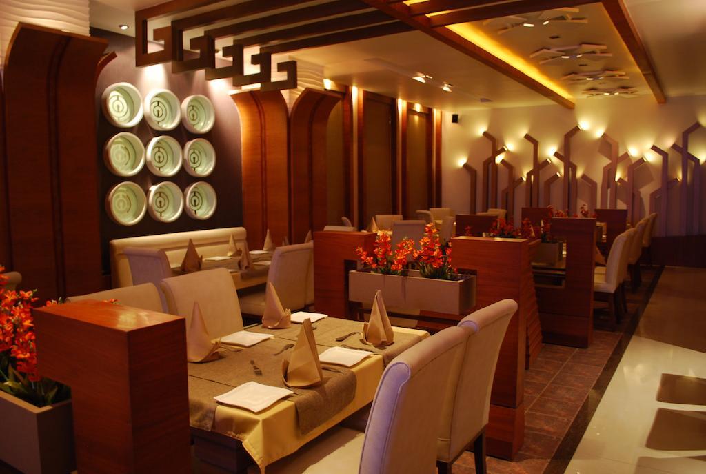 Hotel Millennium Guwahati Zewnętrze zdjęcie