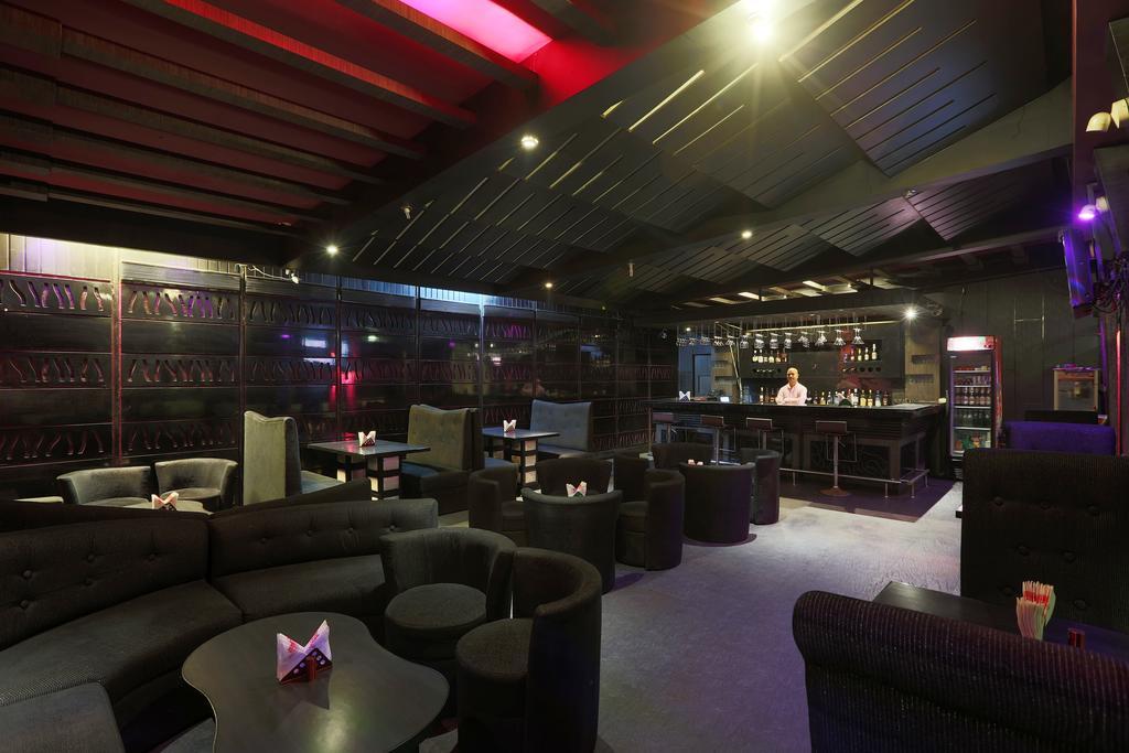 Hotel Millennium Guwahati Zewnętrze zdjęcie