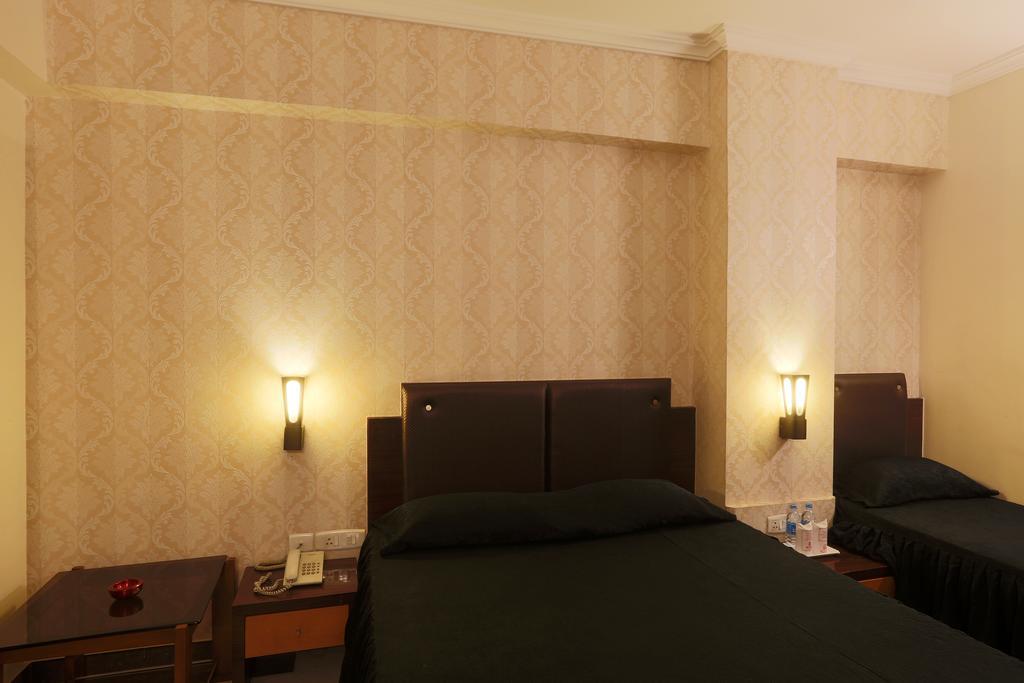 Hotel Millennium Guwahati Zewnętrze zdjęcie