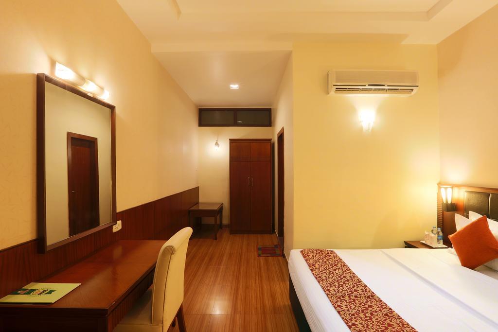 Hotel Millennium Guwahati Zewnętrze zdjęcie