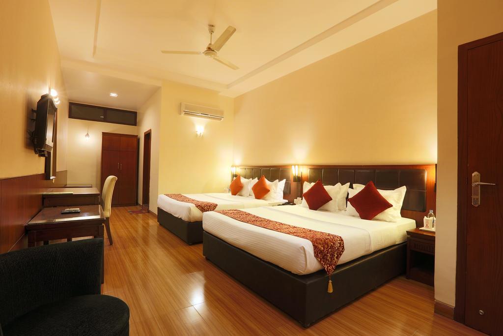 Hotel Millennium Guwahati Zewnętrze zdjęcie