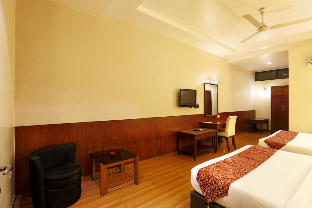 Hotel Millennium Guwahati Zewnętrze zdjęcie