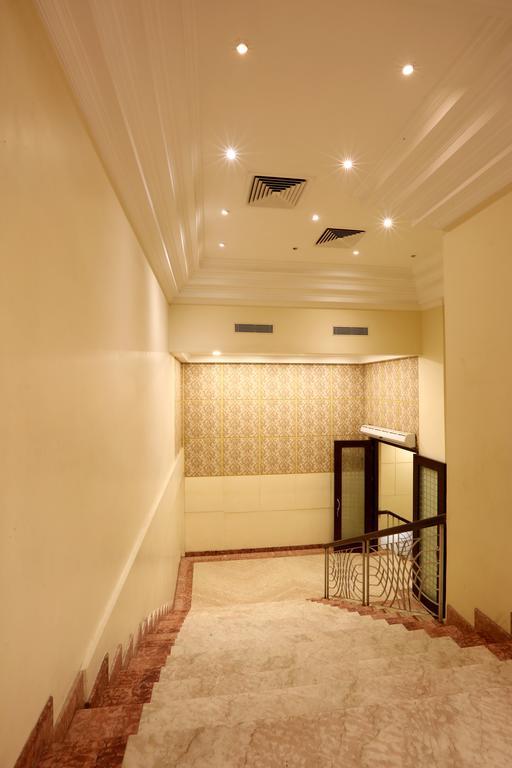 Hotel Millennium Guwahati Zewnętrze zdjęcie